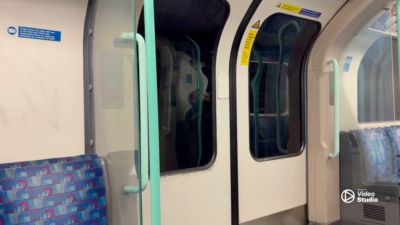 Last Ride on the Waterloo & City line in 2025 from Bank to Waterloo 