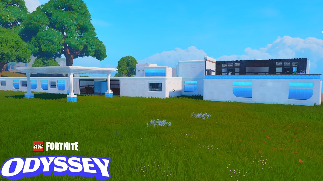 LEGO Fortnite Luxury Ocean Resort 🌊 (Complexity Reached)
