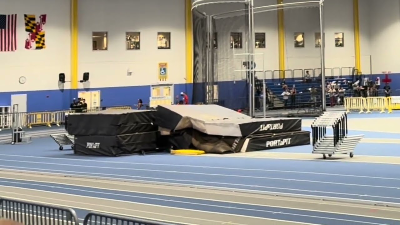 Caroline Elliott - Regionals 2026 (1600, 1000, 4x400)