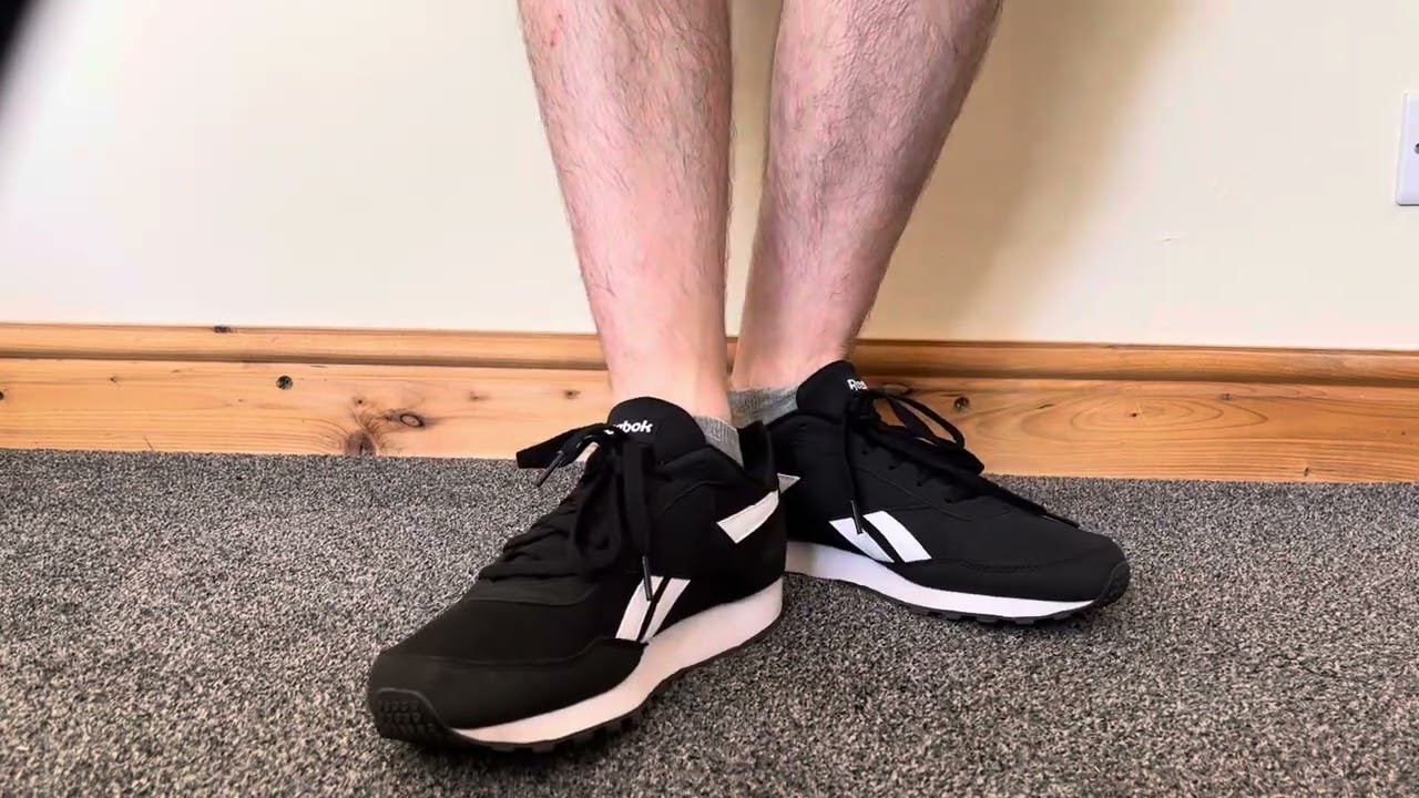 Reebok Rewind Run Review : Black and White