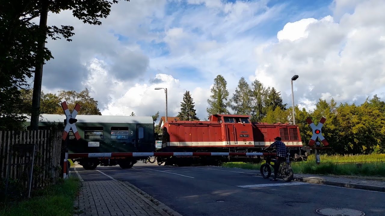 Bahnübergang Veilsdorf - Schwarzer Weg