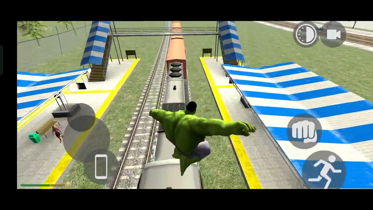 Train per chadhte hue Hulk