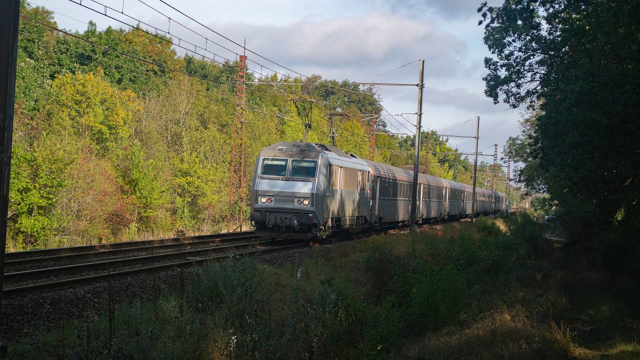 Train: Journée spot entre Montauban et Toulouse avec le temps qui change. 4K vidéo