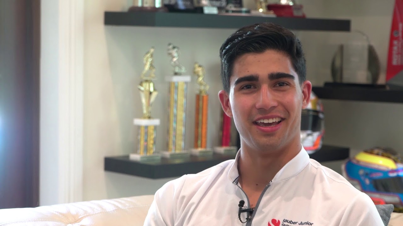 Juan Manuel Correa, un hispano que triunfa en el mundo del motor | Voces