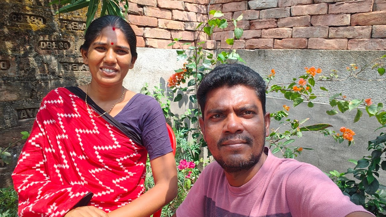 অনিমা দুই পদে রান্না করলো সকালে।