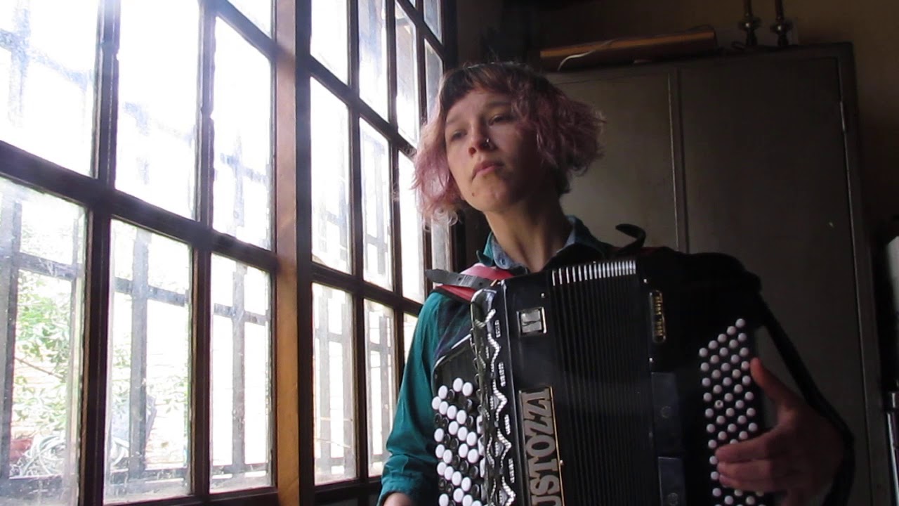 Hemvagen - Detektivbyrån - Acordeon- Milagros Blanco