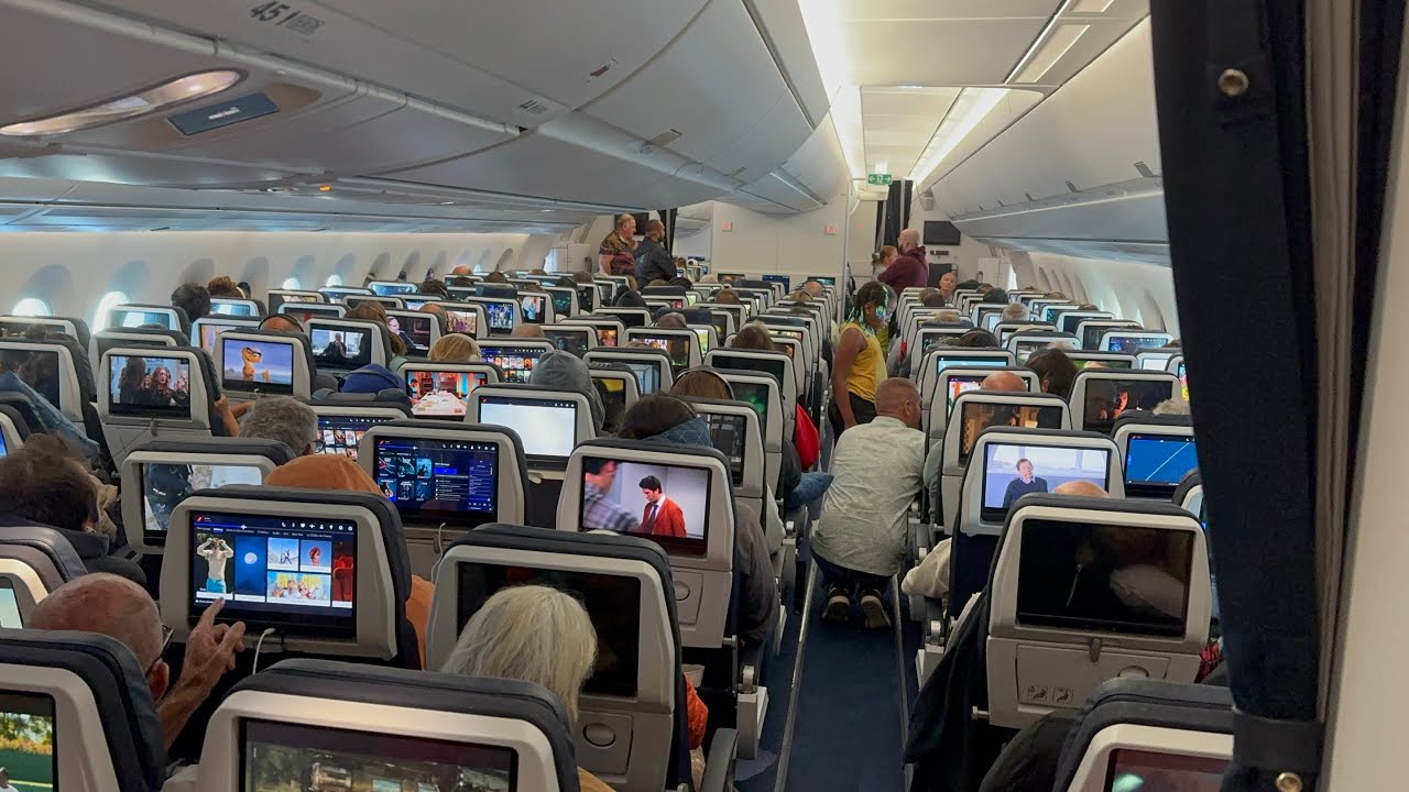 Put od 26 sati Avionom preko Amerike i Pariza do Beograda,12 vremenskih zona i preko 17.000 km #trip
