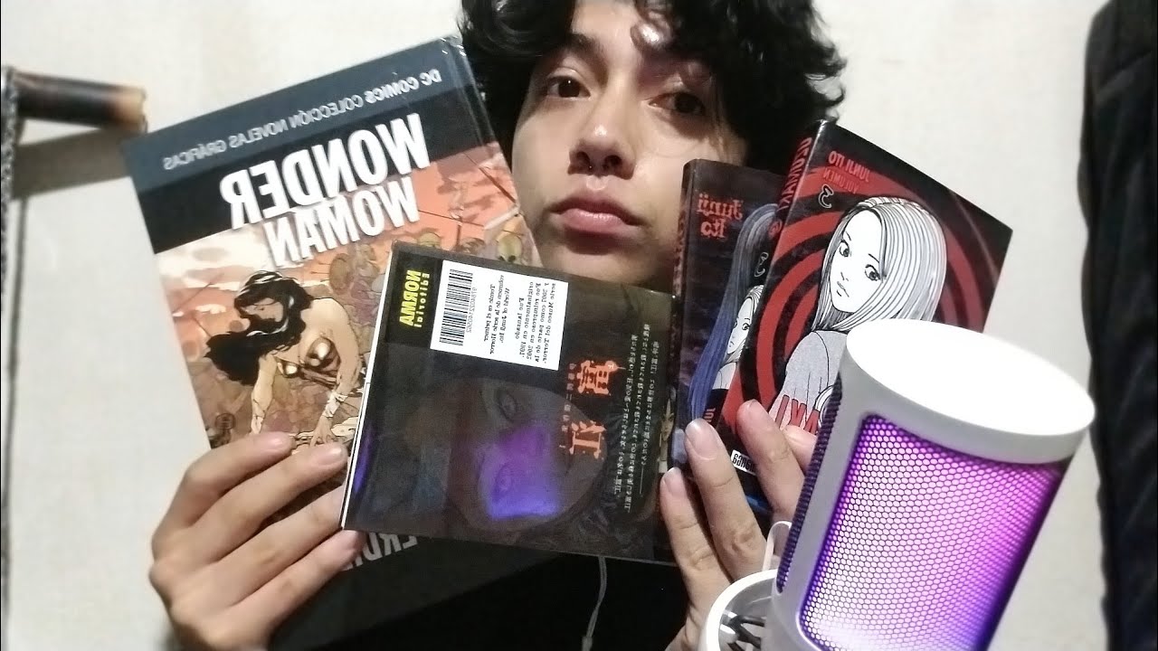 Asmr Roleplay vendedor de cómics mangas susurros 
