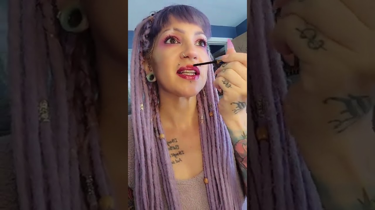makeup to go to Wiz Khalifa! SeneGence lasted all night!! lipsense application video