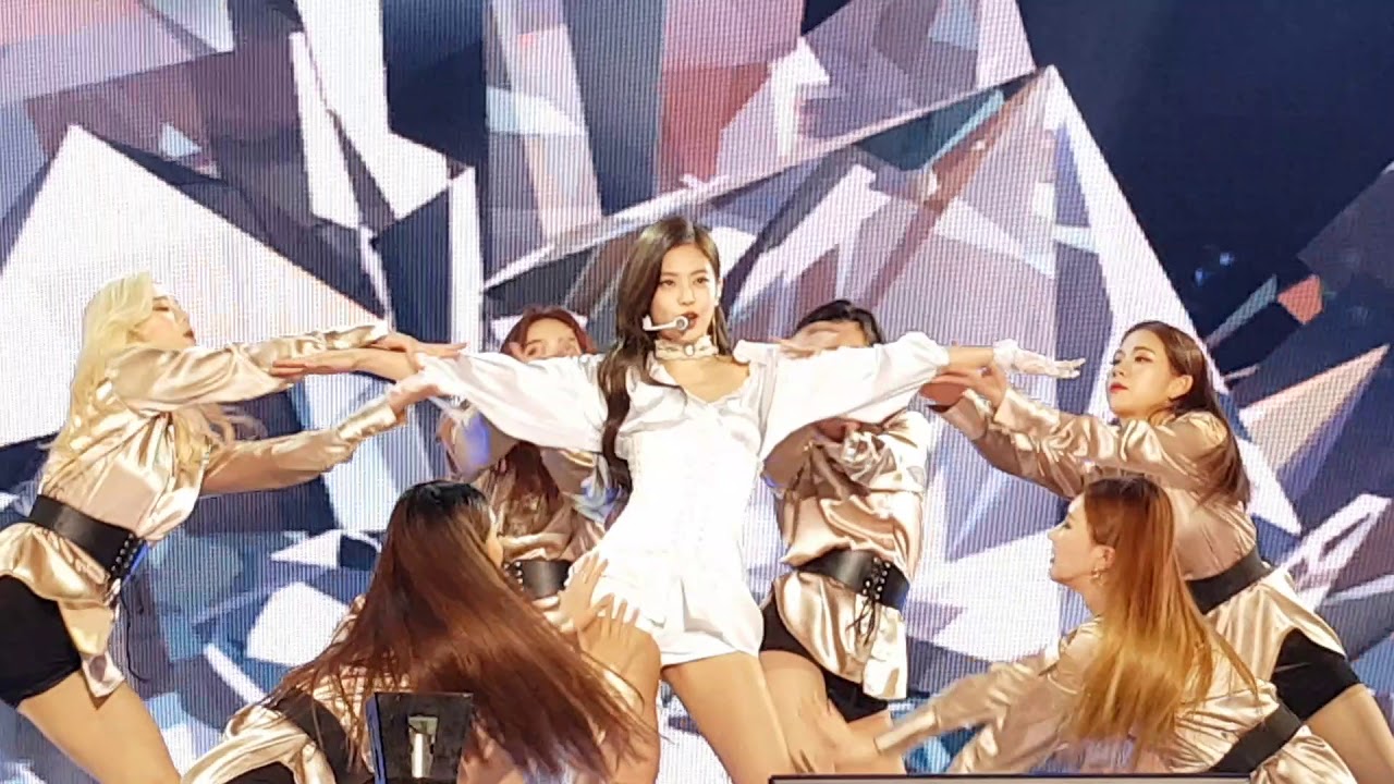 블랙핑크(BLACKPINK) 제니(JENNIE) 솔로(SOLO) @190105 골든디스크(Golden Disk)
