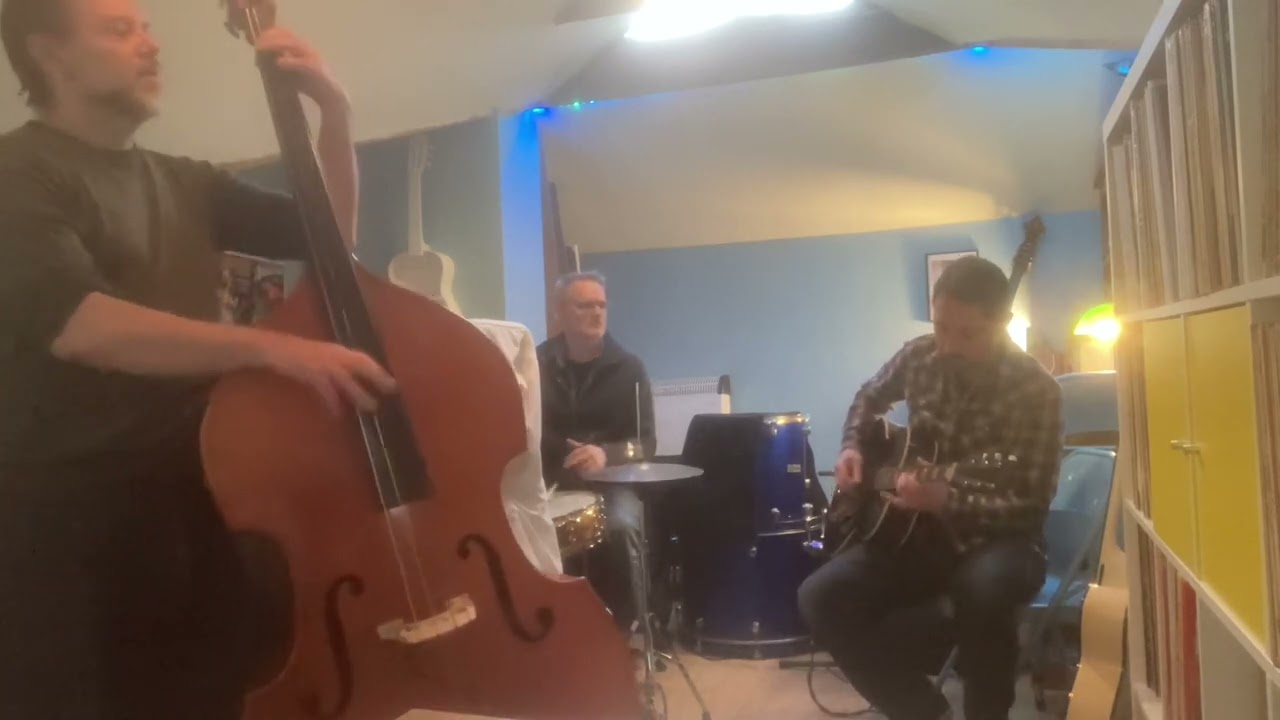Trio rehearsal - Blues Instrumental (Swingo)