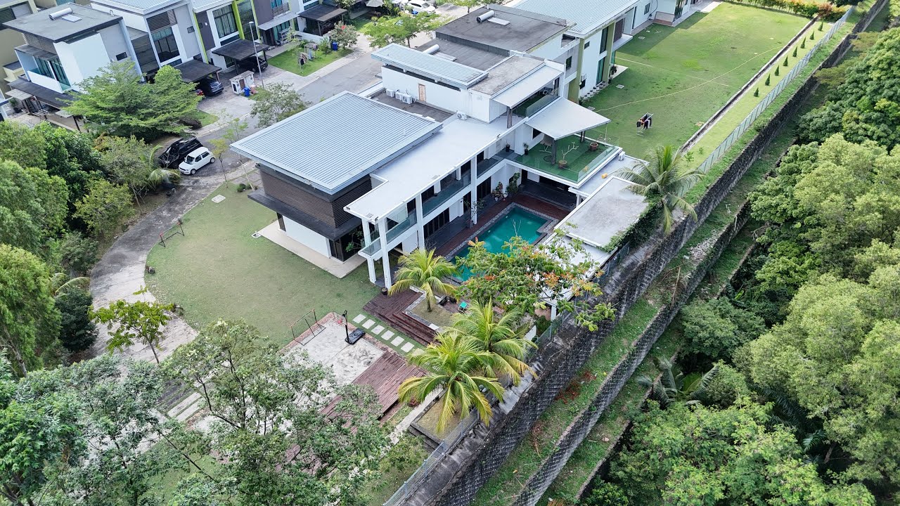 2sty Angular Clover Park, Denai AlamSpacious and Renovated Unit 