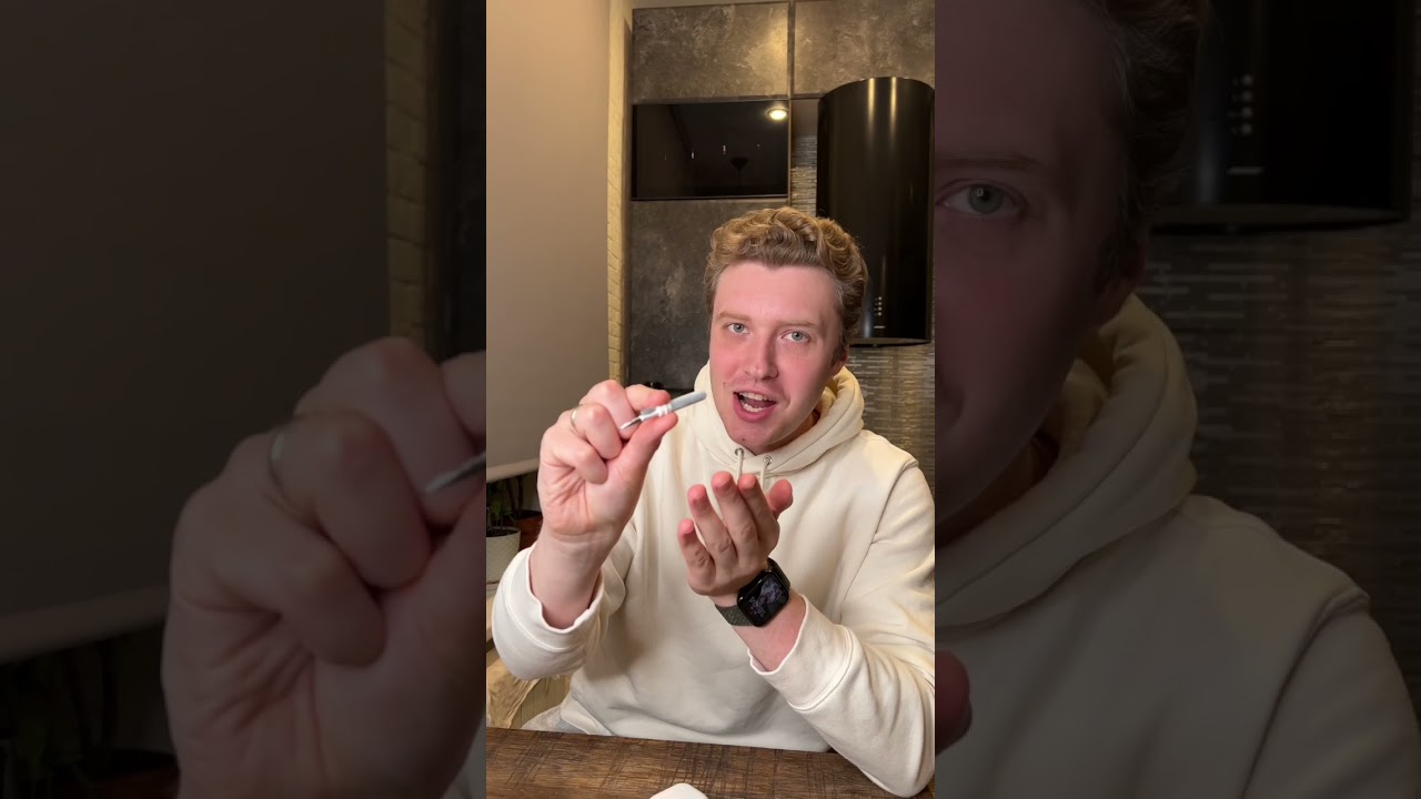 Инструмент для чистки AirPods