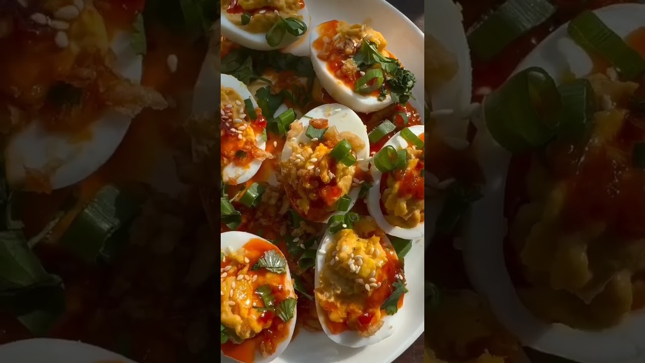 🔥 Spicy Chili Garlic Deviled Eggs 🥚🌶️