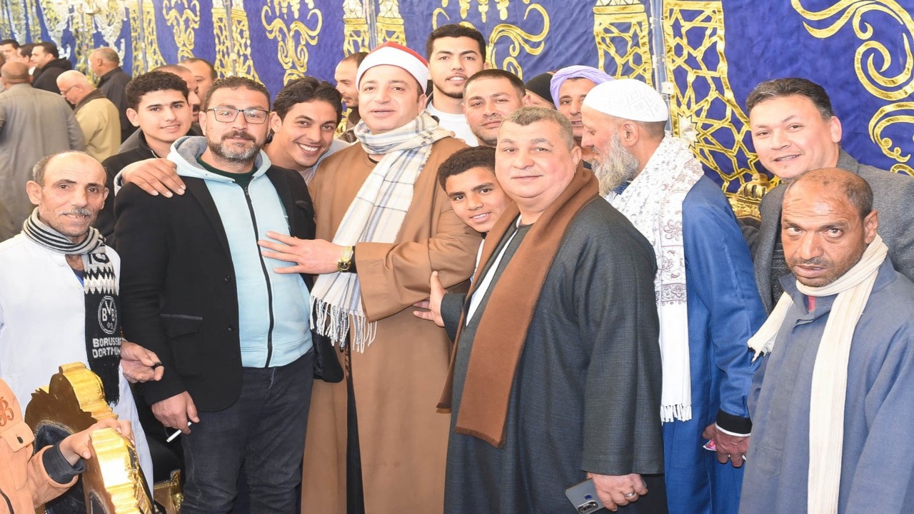 ختام عاااالمى للقارئ المتقن الشيخ طه النعمانى// عزاء حرم الحاج عبده الديك// طماى الزهايرة 2026