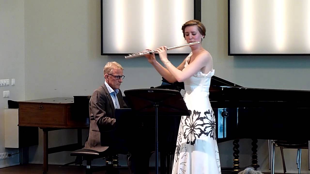 Robert Schumann - Three Romances op. 94 on flute