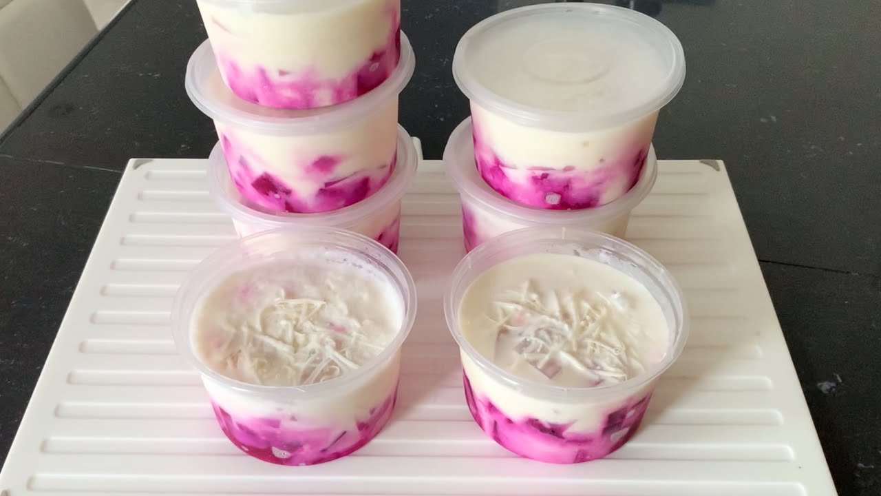 Persiapan buat takjil bulan puasa. Cheesy Milk Dragon Fruit Pudding. Puding buah naga kuah keju