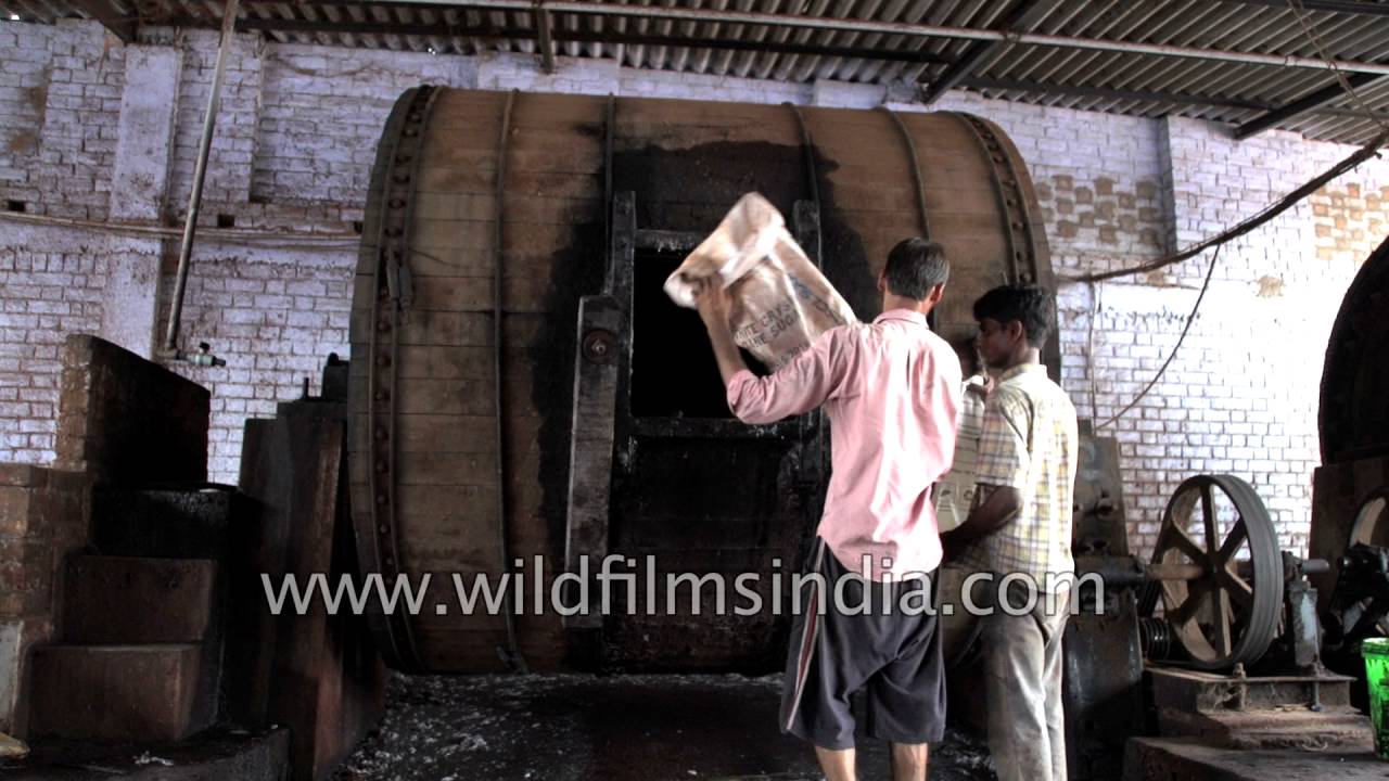 Process of leather tanning at a tannery in Kanpur