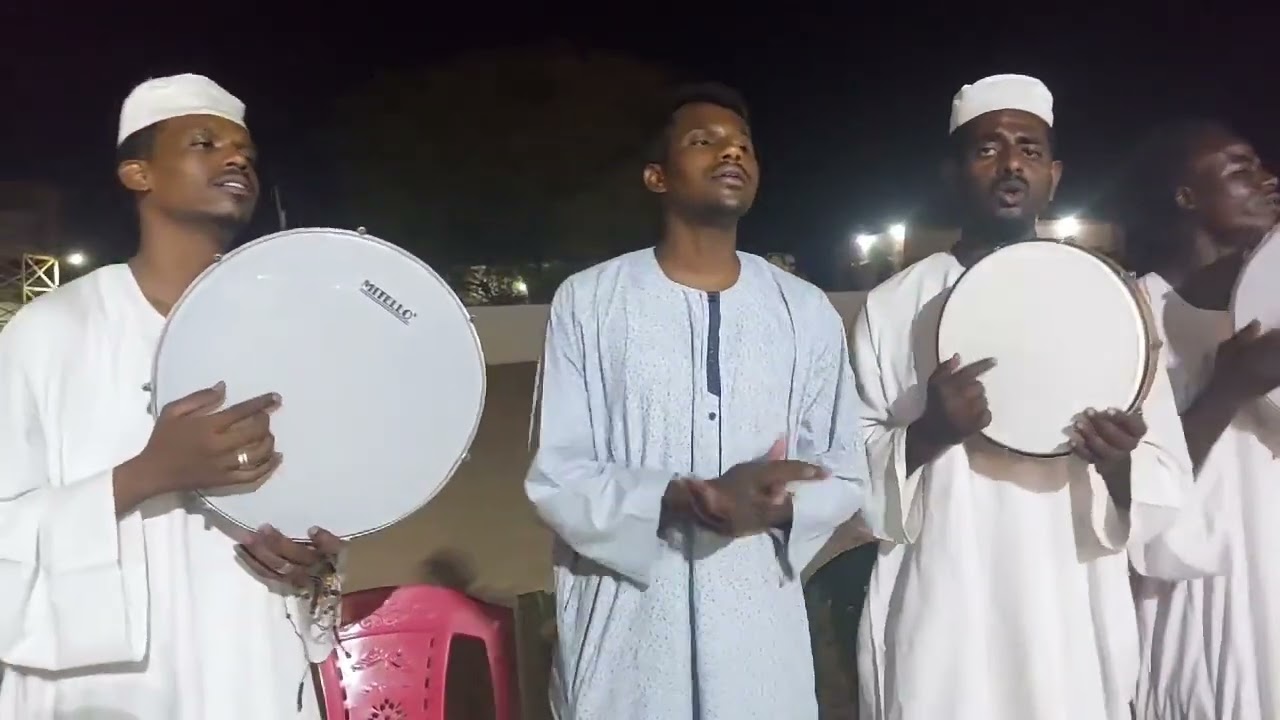 أبناء الشيخ مصطفى الفادني/مديح لي حبيبا ساكن في فؤادي
