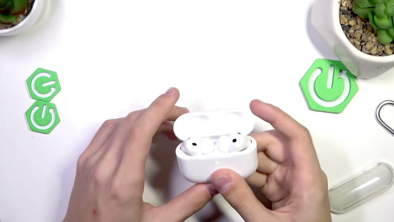 AirPods Pro 3 / AirPods 3 用 RFUNGUANGO クリアケース レビュー