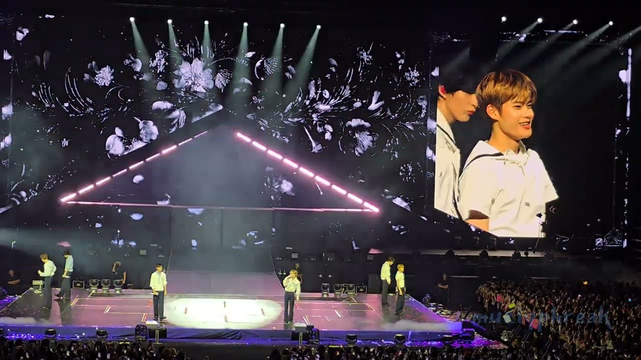 Sticky Like - Riize 라이즈 Riizing Loud in Singapore 260124