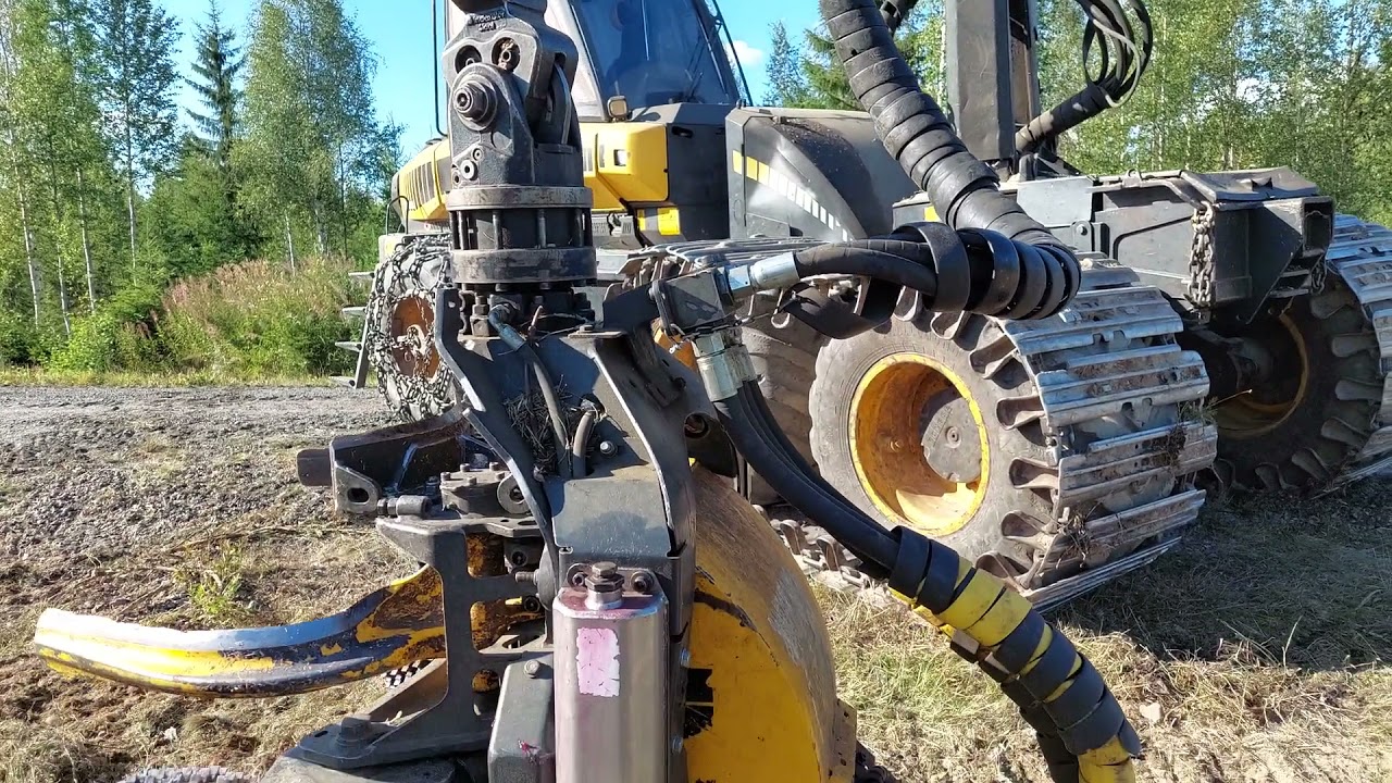Ponsse Beaver 2011, C22, H5 2013. About 23800h.
