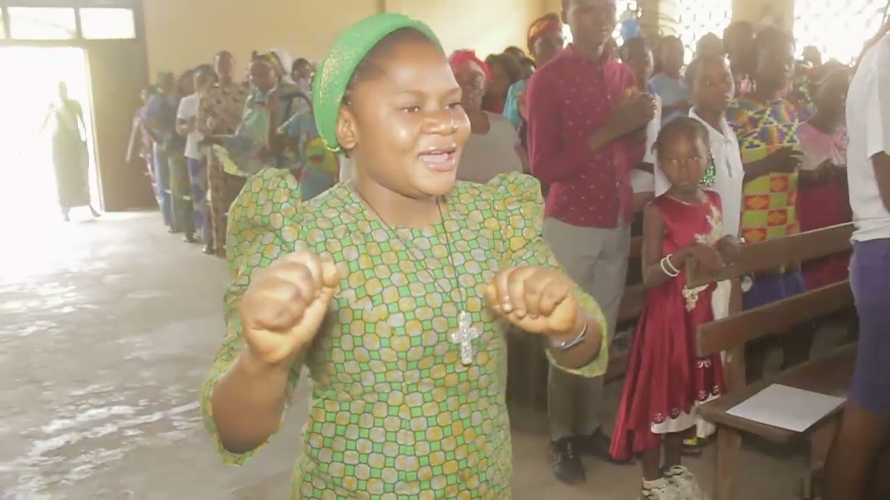 DIOCÈSE DE KIKWIT . VŒUX PERPÉTUELS .SOEURS DE LA CHARITÉ DE NAMUR 2023. +243812086300
