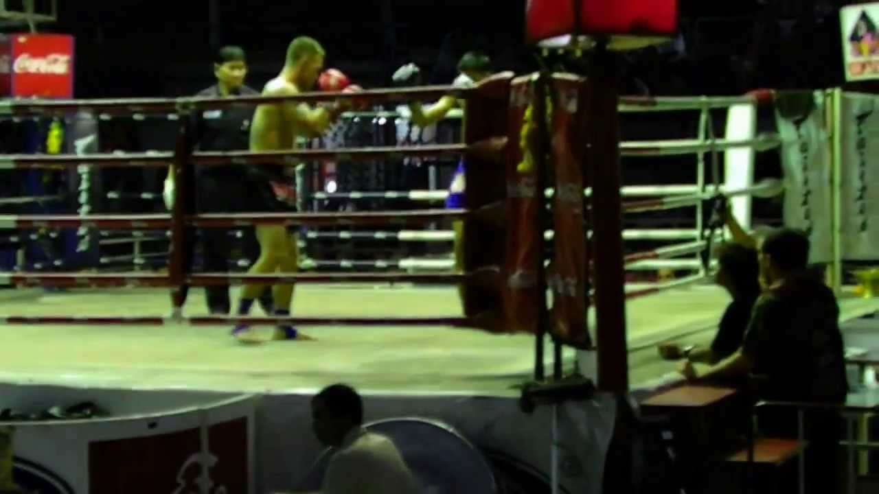 FARANG vs THAI first fight in thailand PART 1