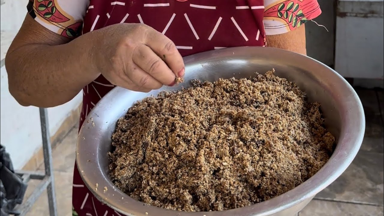 Paçoca de carne seca. Feita no pilão