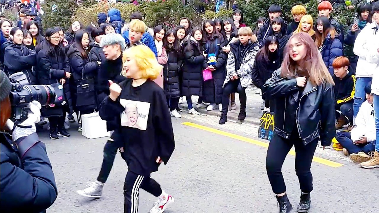 20180113_143042《EXID_덜덜덜》#더데이(TheDay) 2018.01.13 홍대버스킹
