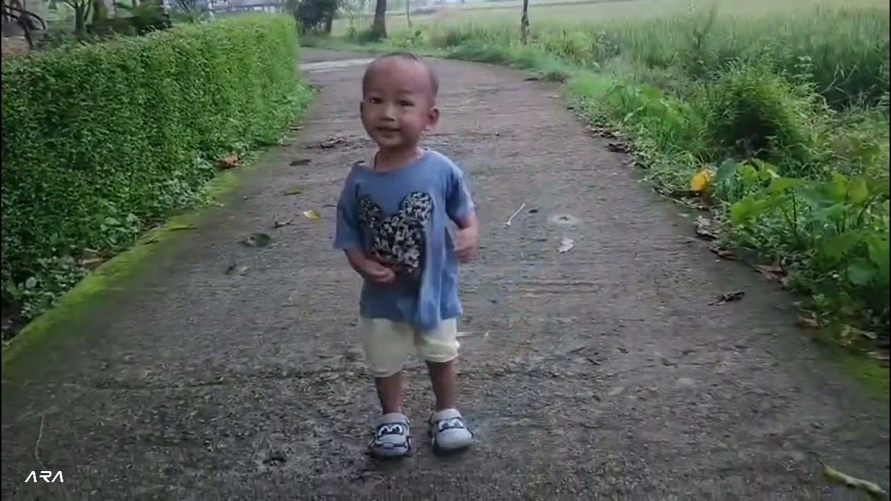 Momen Hangat Jalan Pagi di Kampung | Dzaki dan Mamah 💚