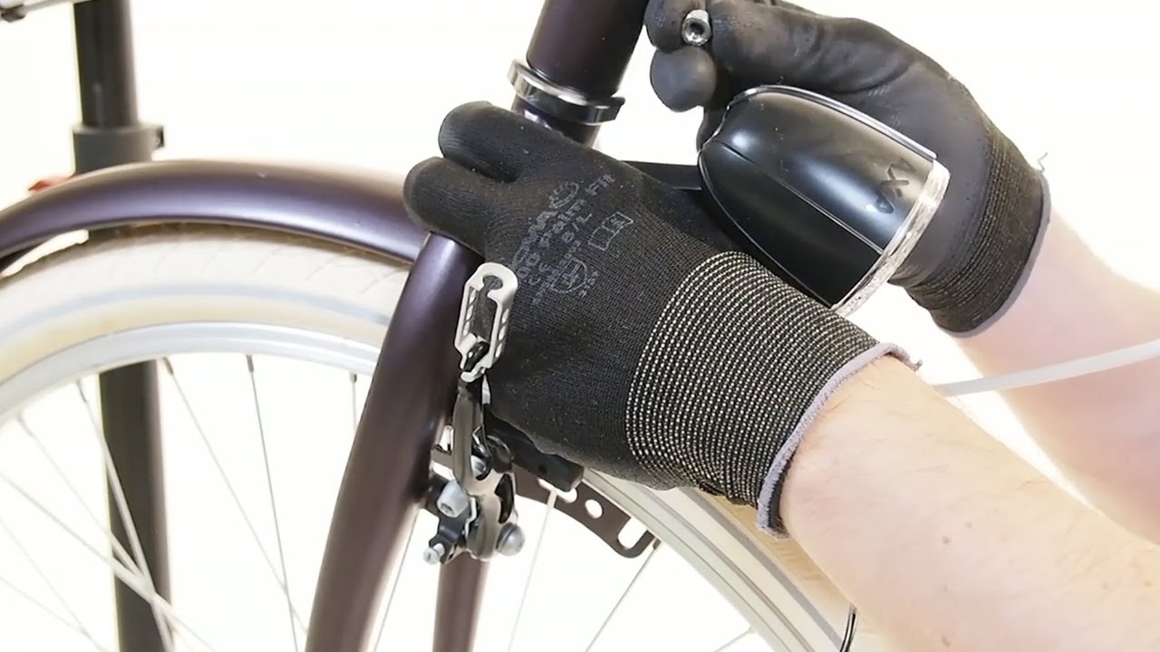How to install a dynamo light set on your bike ?