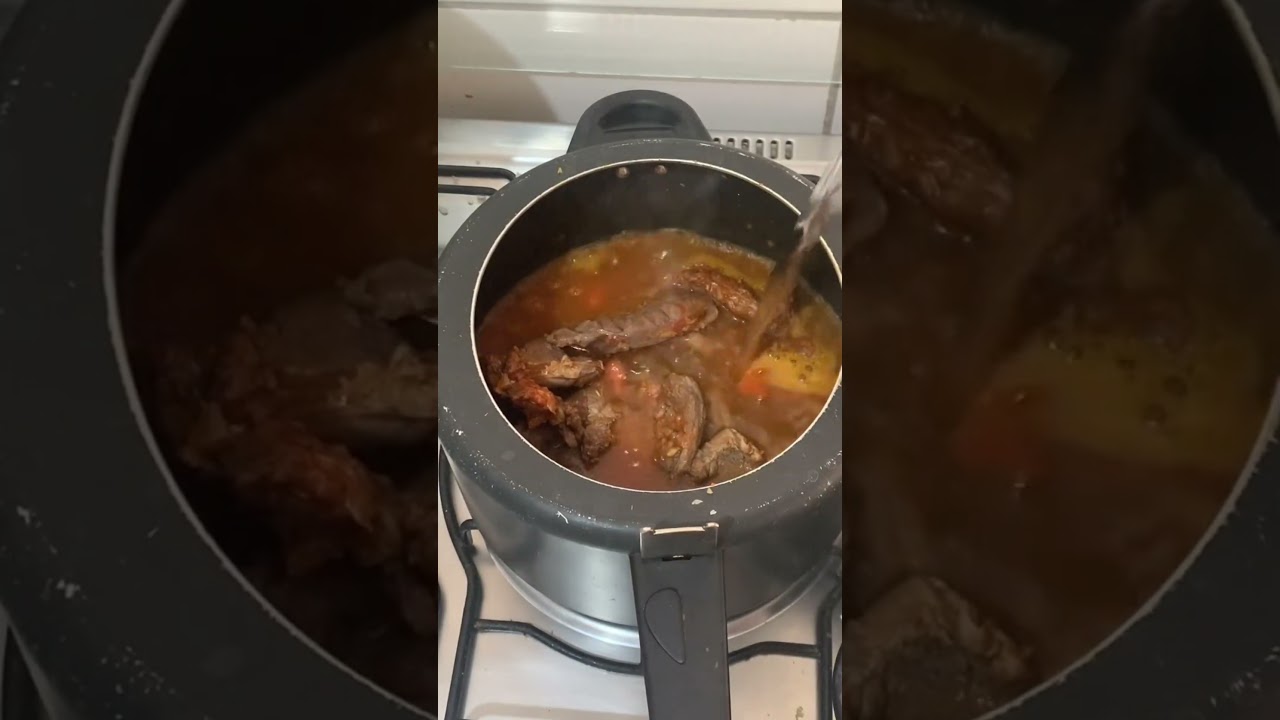 Carne de panela com mandioca