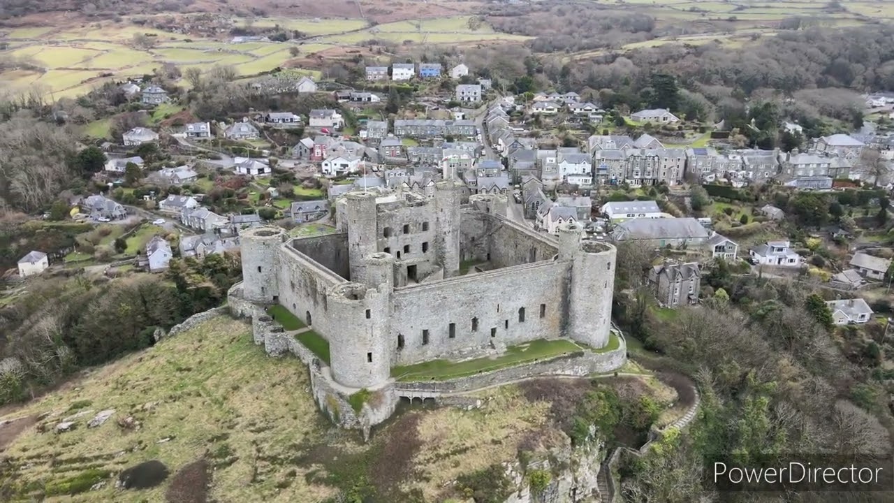 Castle Harlech in Wales with the DJI Mavic Air 2