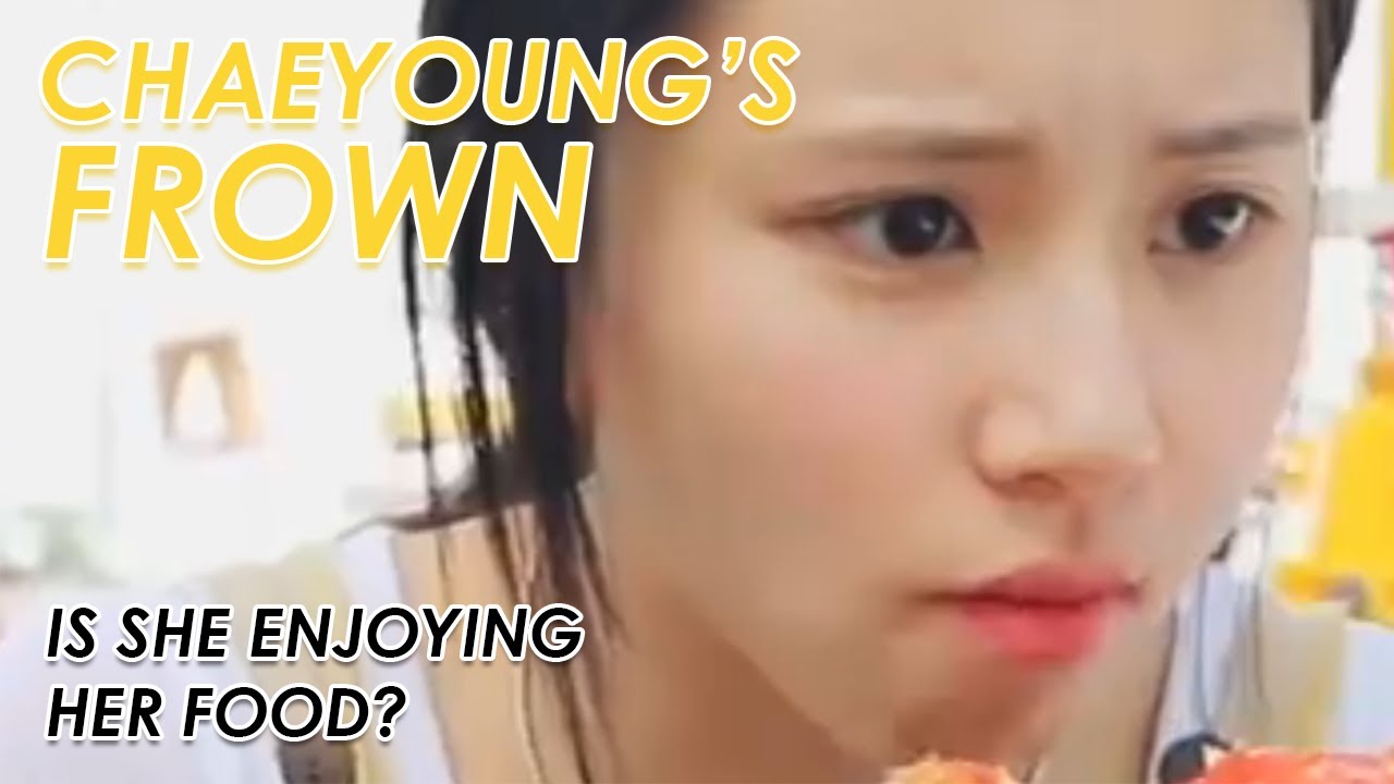 When TWICE Chaeyoung frowns while eating😠🥣✨