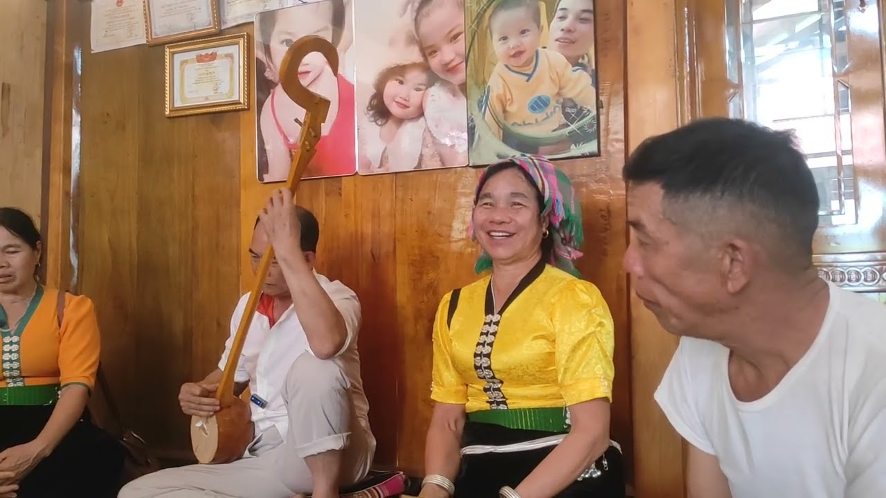 Em vợ Mường Khim hát Thái