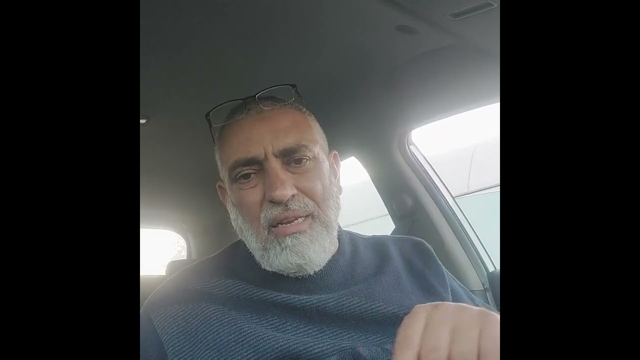 🟣هل يعد الاقتراض لسداد الدين  للمستغفر فيه اثم وهو  من باب عدم الصبر حتى يأتي الفرج ؟؟!