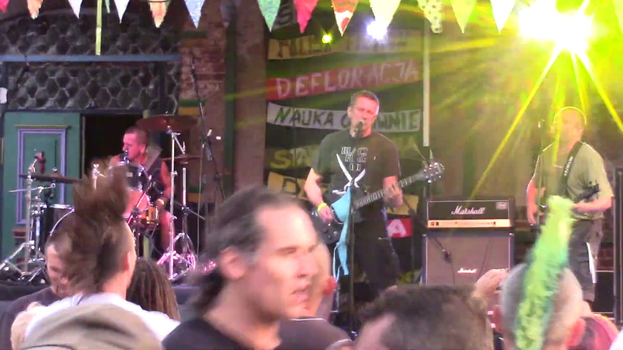 Kalesony Boga Wojny - Nawóz (Izerbejdżan Punk Eko Fest 2019 Stacja Wolimierz) [HD]