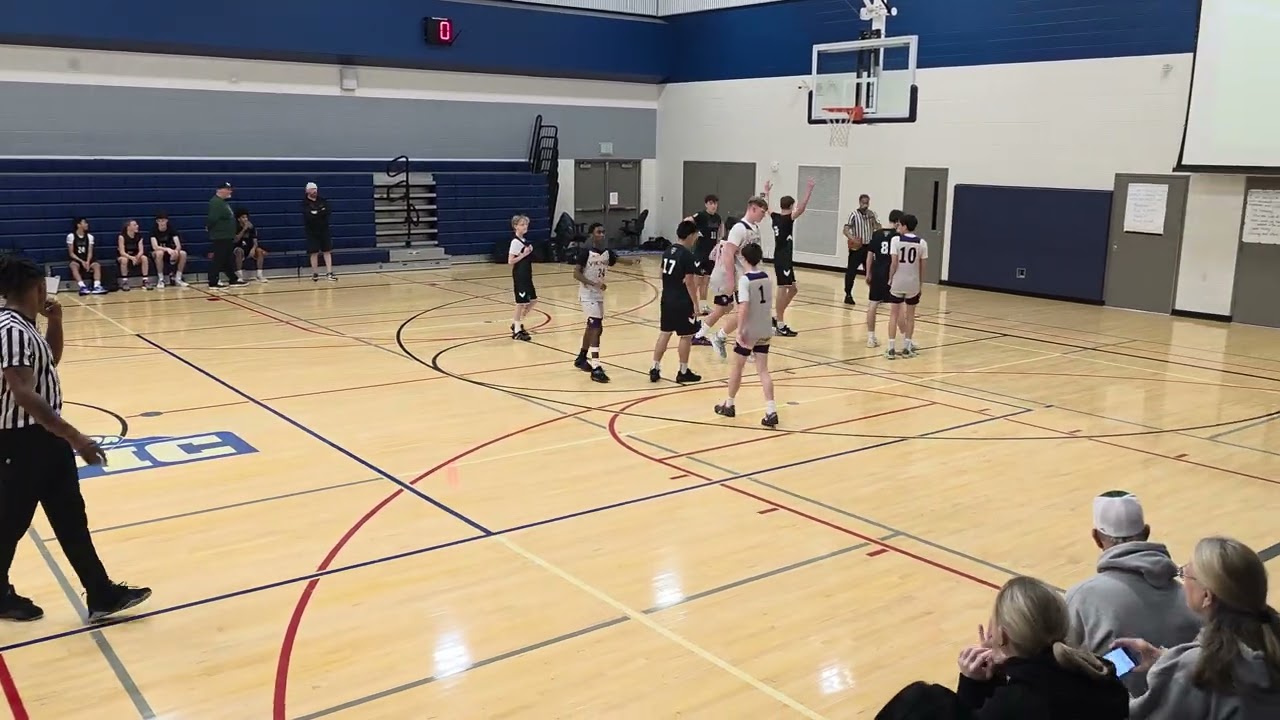 Puyallup Vikings Elite (lost) VS Puyallup Jags. 1-11-2026. Auburn tournament game 4@5pm