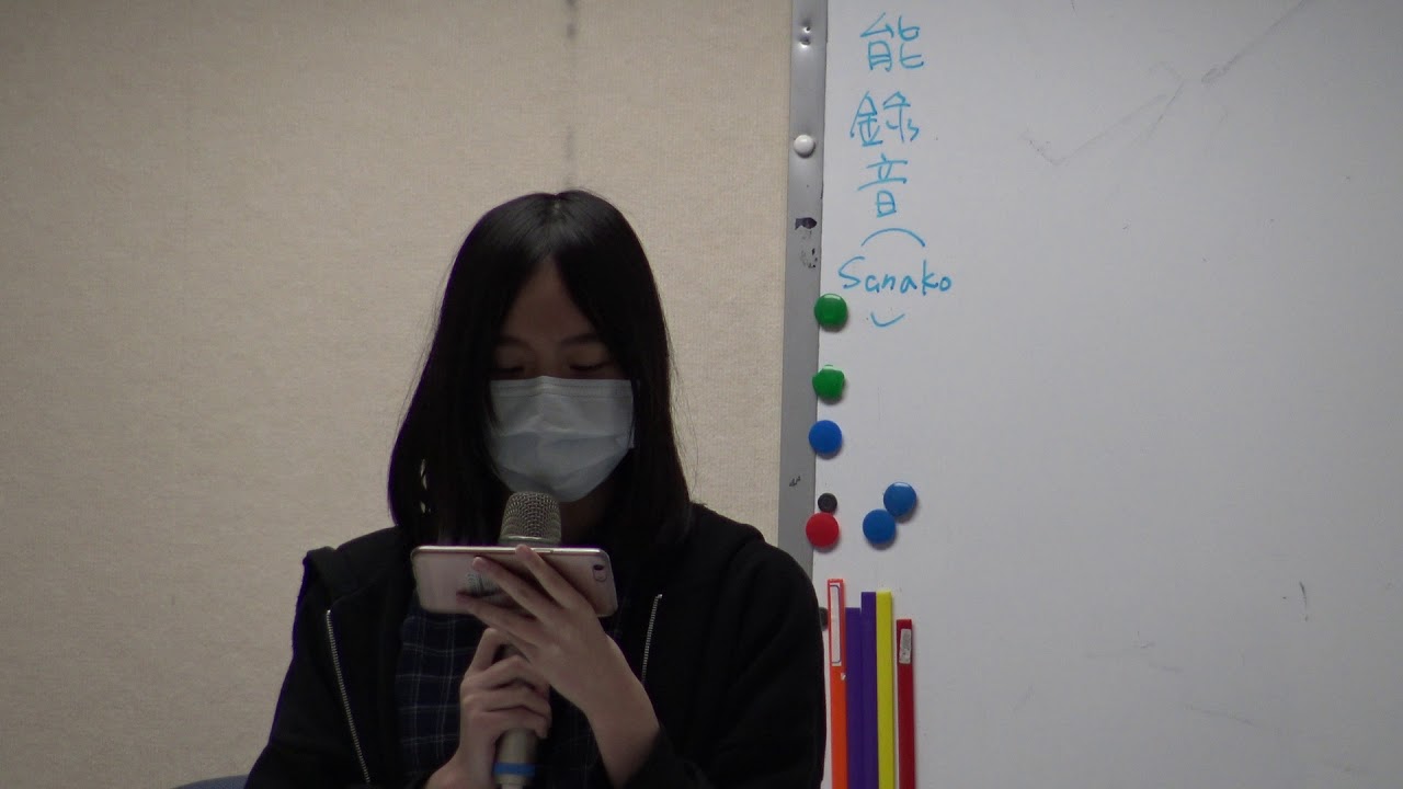 Jenny Reading the news 20180321 05