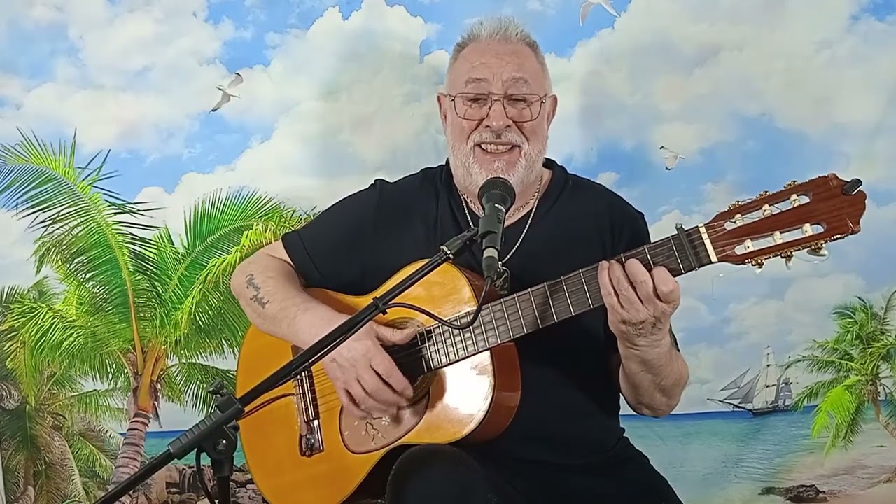 UN AÑO MÁS  -  (COVER)