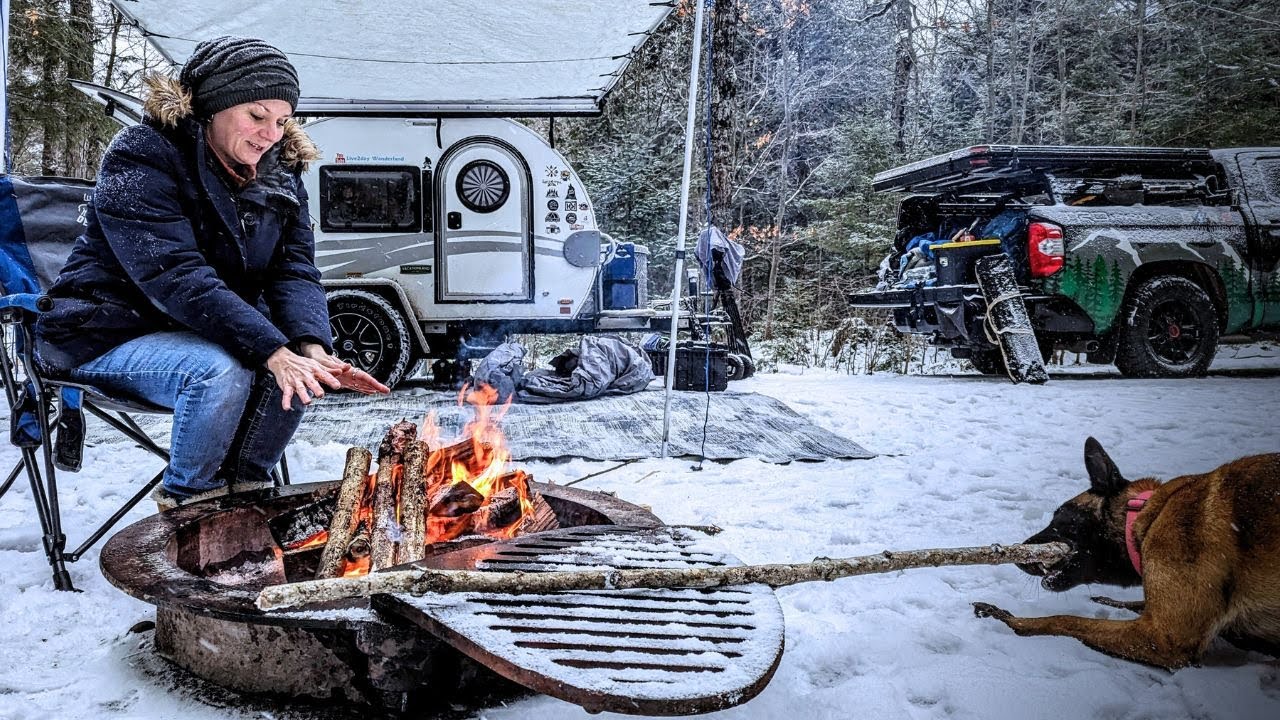 Зимний кемпинг на Верхнем полуострове в нашем заповеднике Sylvania Wilderness