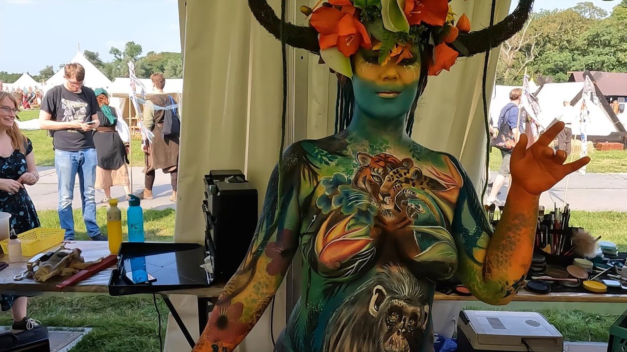 красивая роспись по телу, лучшая роспись по телу на Castlefest