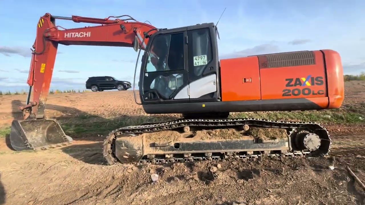 Ремонт насоса и ходовой в поле . Hyundai 220-9S