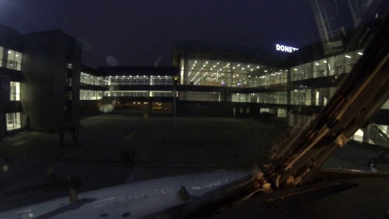 ПОСЛЕДНЕЕ ВИДЕО ВЗЛЁТА ДО УНИЧТОЖЕНИЯ аэропорта Донецк! Final take-off at Donetsk Airport.