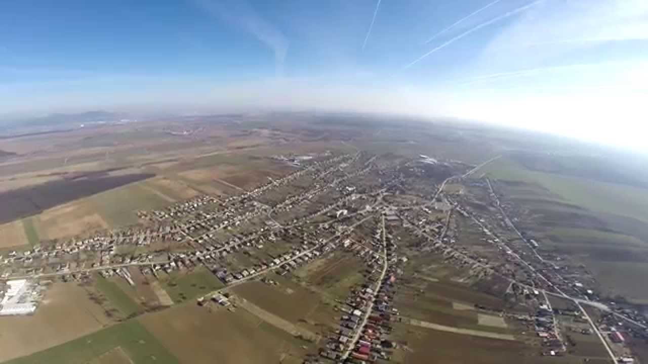 Veľké Zálužie - krátky vzlet nad dedinou (8.3.2015)