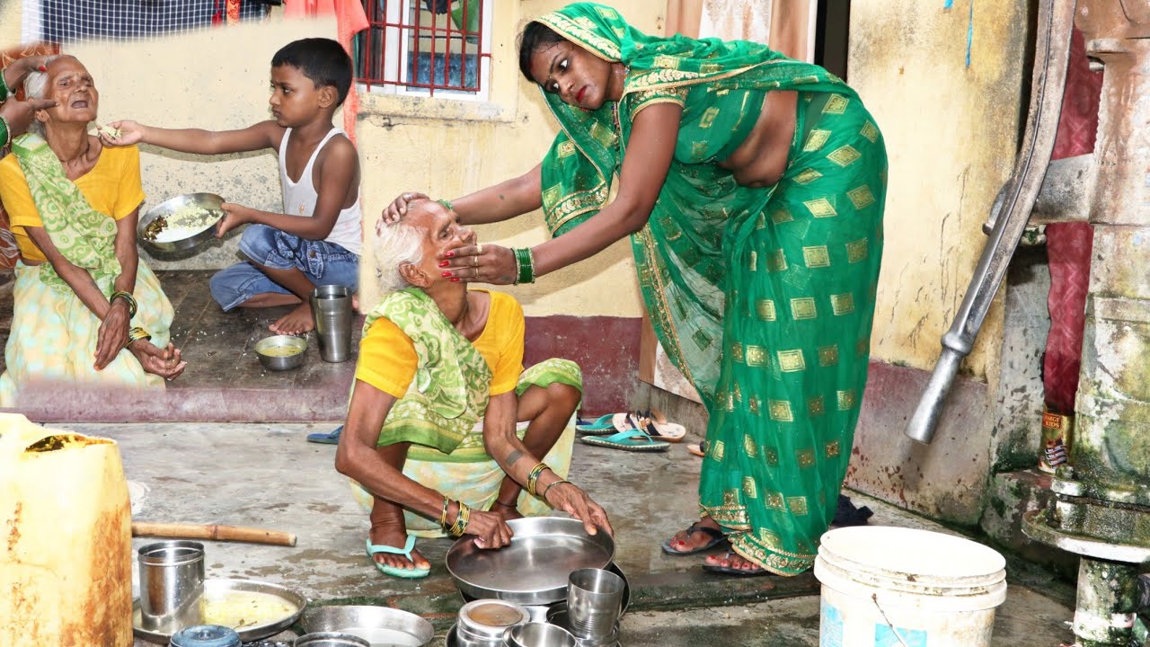 बहू ने बुढ़ी सास पर ढ़ाया कहर - फिर दुःख देकर घर से निकाल दि, ऐसा आप सोच भी नहीं सकते (पार्ट-3)