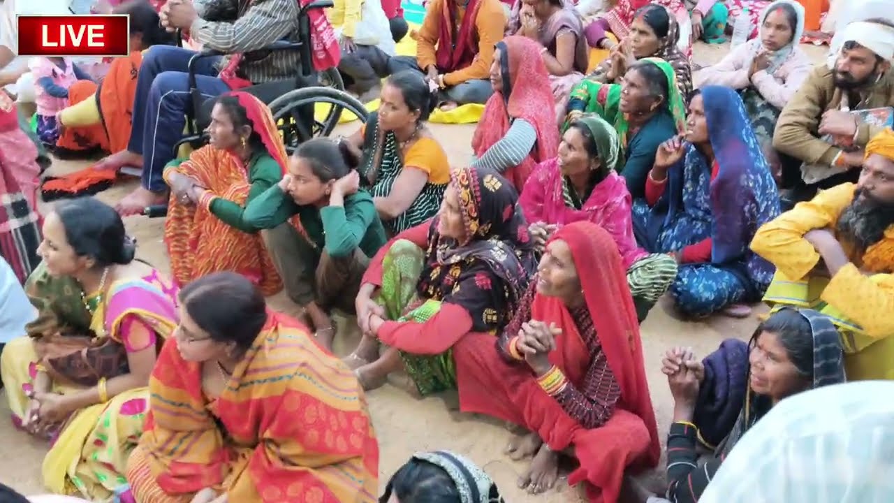 बागेश्वर गुरुजी और जया किशोरी ने की मेहंदी की रस्म 300 बेटियों की ||bageshwar dham sarkar 