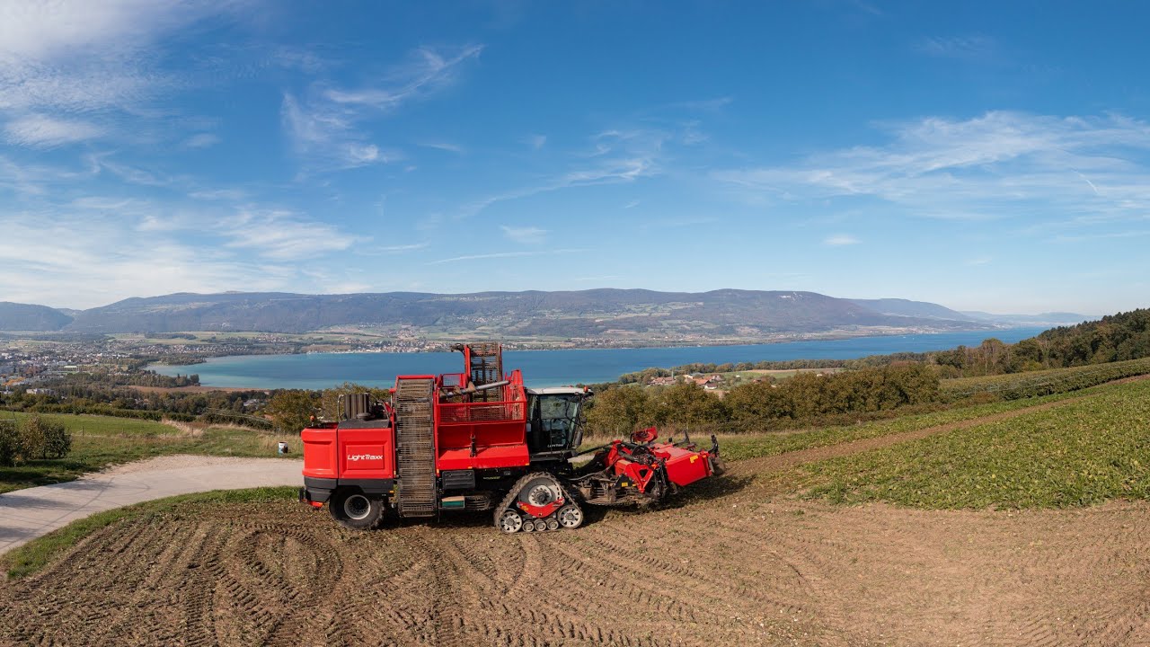 Arrachage de betteraves, Agrifac OptiTraxx 1er en suisse
