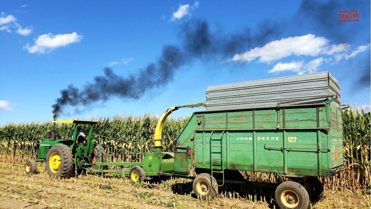 CLASSIC CORN CHOPPING